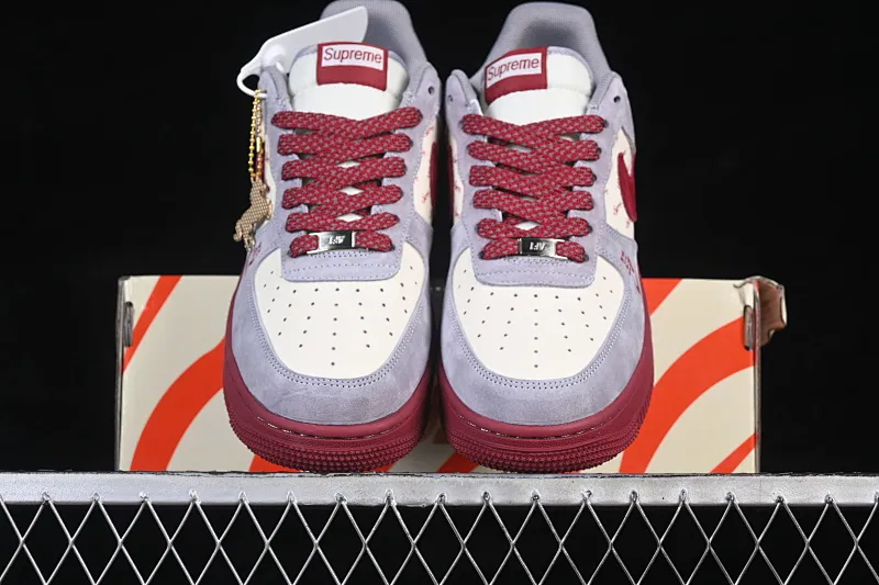 All Categories Nk Air Force 1 Air Force Series Nk Air Force 1 Low Air Force Low Nike Air Force 1'07 Low Year of the Horse Limited Edition Gray and Red Contrast Color Air Force 1 Low-top Casual Sneakers JP2026-136